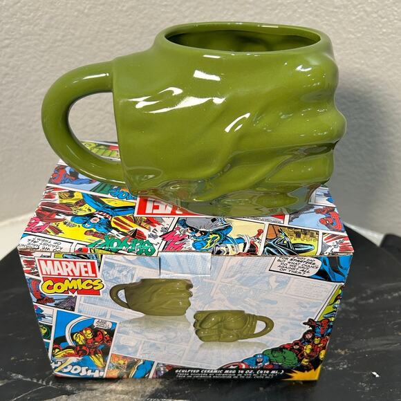 MARVEL COMICS NIB Sculpted Ceramic HULK 14 oz Mug - Picture 6 of 10
